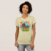 トロピカルフラワーガーデンに佇むマジェスティックタイガー レトロ Tシャツ (正面フル)
