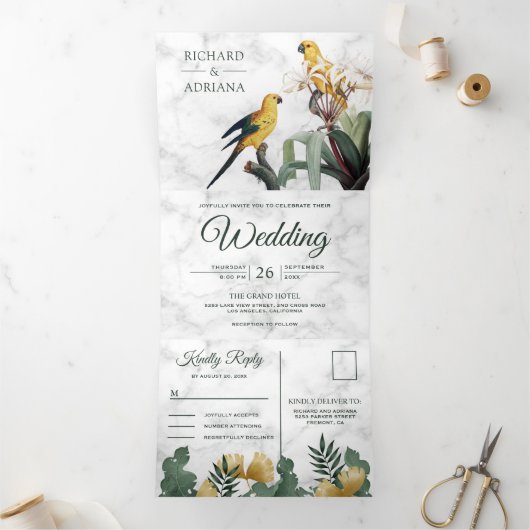 トロピカルホワイト大理石イエローパロットカップルウェディング 三つ折り招待状 (内部)