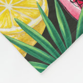 トロピカルミックスフルーツ、花や葉黒の フリースブランケット (角)