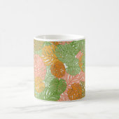 トロピカルモンステ葉ラカラフル、シームレスなパターン コーヒーマグカップ (中央)
