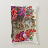 トロピカル威厳のあるキャットアクセントピローデザイン。 アクセントクッション (正面(垂直))