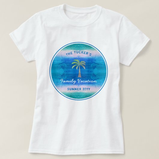 トロピカル海パームツリーサマーファミリーバケーション Tシャツ (デザイン正面)
