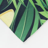 トロピカル鮮やかフローラとオウムデザイン フリースブランケット (角)