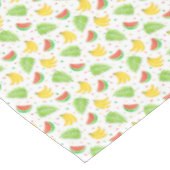 トロピカル・フルーツの水玉模様パターン テーブルクロス (アングル)