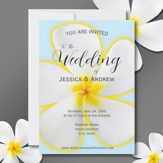 トロピカル、白、黄のプルメリア、フローラ結婚 招待状