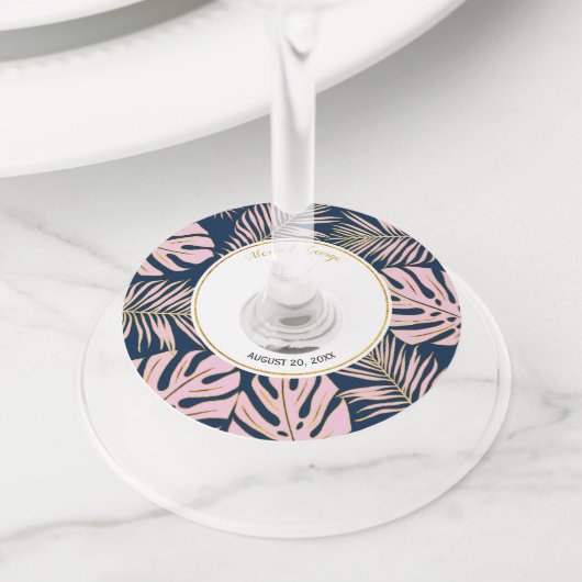 トロピッ葉クモダンルピンク、ネイビーブルー結婚ズ ワイングラスタグ (クローズアップ)