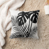 トロピ葉カル1ブラックオンホワイト クッション (ブランケット)