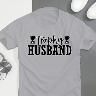 トロフィおもしろいー夫Tシャツ Tシャツ