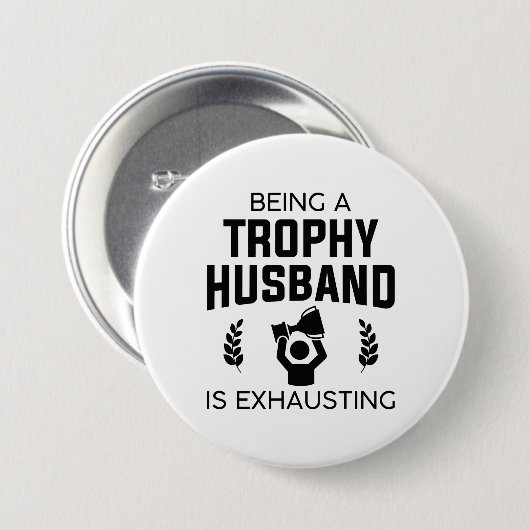 トロフィーの夫は疲れている 缶バッジ (正面&裏面)