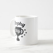 トロフィー妻 コーヒーマグカップ (正面左)