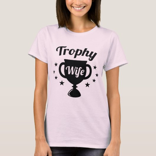 トロフィー妻 Tシャツ (正面)