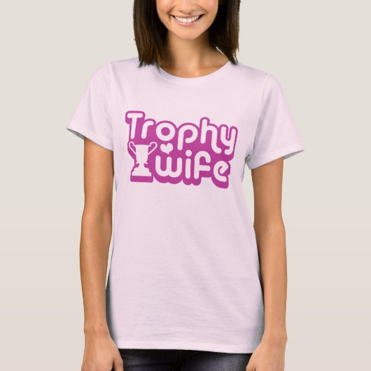 トロフィー妻 Tシャツ (正面)