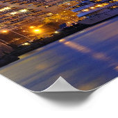 トロント・カナダの夜にライトアップされるCNタワー ポスター (角)