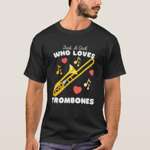 トロンボーンが大好きな女の子がTをベース Tシャツ