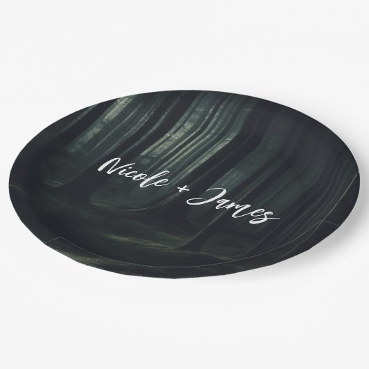 トワイライトの暗いムーディフォレスト結婚の木 ペーパープレート (アングル)