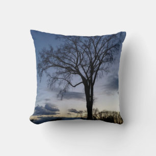 トワイライトアットザツリーインウィンター装飾用クッション クッション