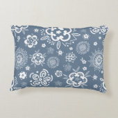 トワイライトガーデン伝統的- Aフローラ アクセントクッション (裏面)