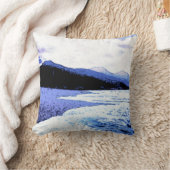 トワイライトビーチの色合い（青） クッション (ブランケット)