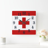 トンガ島国旗の赤十字 スクエア壁時計 (ホーム)