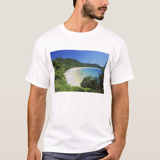 トンガ湾、アベル・タスマン国立公園、南島、ニュージ Tシャツ (正面)