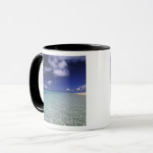 トンガ ヴァヴァウ島の島の風景 2 マグカップ (正面左)