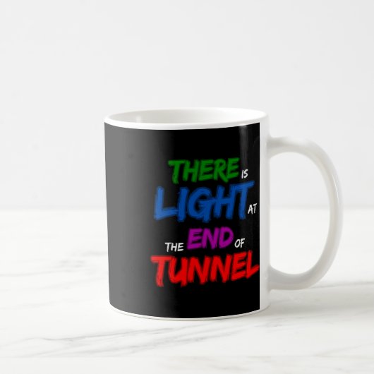 トンネルの先に明かりがある コーヒーマグカップ (右)