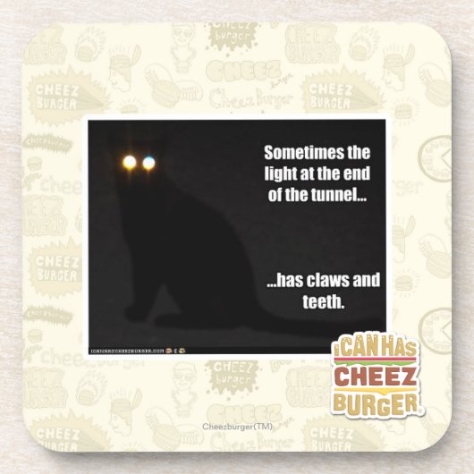 トンネルの端にライト コースター (正面)