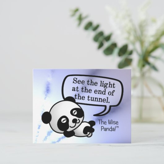 トンネルの端の明かりを見る ポストカード (スタンド正面)