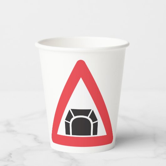 トンネル警告の道路標識の交通記号 紙コップ (正面)