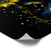 トンフライウクライナひまわりウクライナ国旗の機知に立つ ポスター (角)