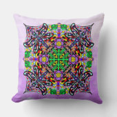 トンボと花をテーマにした紫カラフル クッション (正面)