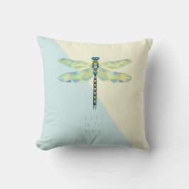 トンボは時に住んでいます クッション