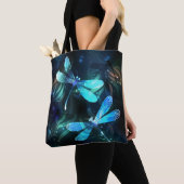 トンボ白熱［赤熱］光を放つイ湖 トートバッグ (クローズアップ)