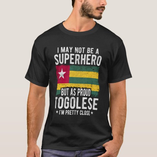 トーゴ国誇りを持った旗 Tシャツ (正面)