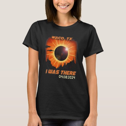 トータル太陽のEclipseマウンテンハイキングワコテキサス州TX Tシャツ (正面)