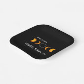 トータル太陽のEclipse 2024タパーソナライズされたウン州 ペーパープレート (傾斜あり)