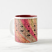トータル素晴らしパパパズル文字ピンク/茶色パターン ツートーンマグカップ (正面左)