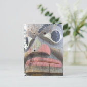 トーテムポールのクローズアップ ポストカード (スタンド正面)