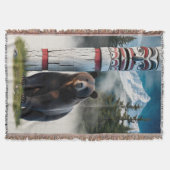 トーテムポール野生生物アートとグリズリーベア スローブランケット (正面)