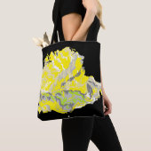 トートバッグイエローローズイン・ザ・ダーク トートバッグ (クローズアップ)