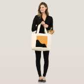 トートバッグ 日没の山のシルエット おでかけバッグ (正面(モデル))