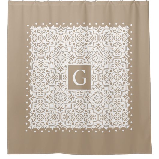 トープ・ダマスクと鱗状縁どのモノグラム シャワーカーテン (正面)