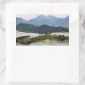 トーマス教会と山、スロベニア長方形 長方形シール (バッグ)