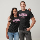 トーランス名門私立校風のカリフォルニア Tシャツ (ユニセックス)
