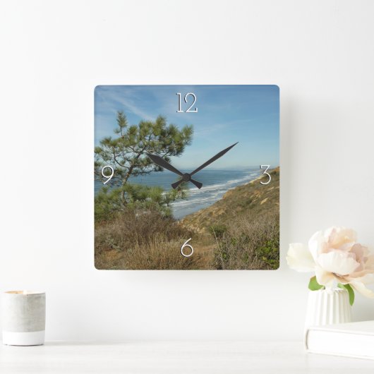 トーリーパインとカリフォルニアの海岸線の風景 スクエア壁時計 (ホーム)