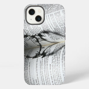 トーンズのハートと聖書 iPhone 13ケース