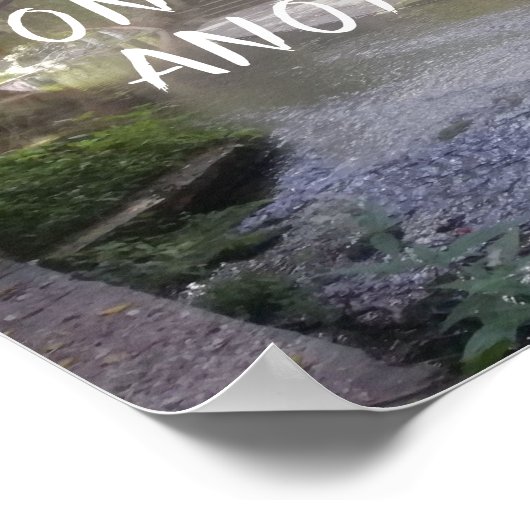 ドアが閉まるとポスターが開く引用文 ポスター (角)