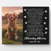 ドアで待っている写真 犬メモリアル フォトプラーク (正面)