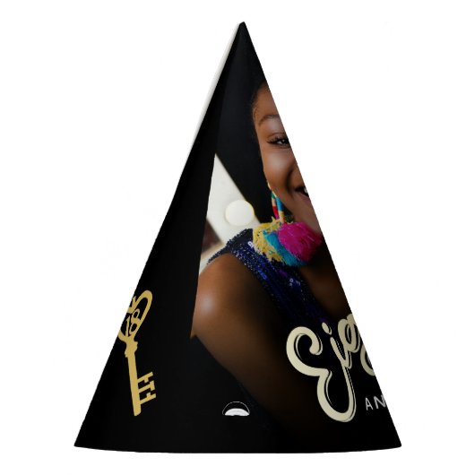 ドアに18パーソナライズされた歳の誕生日の写真鍵 パーティーハット (左)