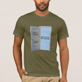 ドアは少し開いている Tシャツ
